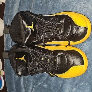 Air Jordan 12 Retro ‘University Gold